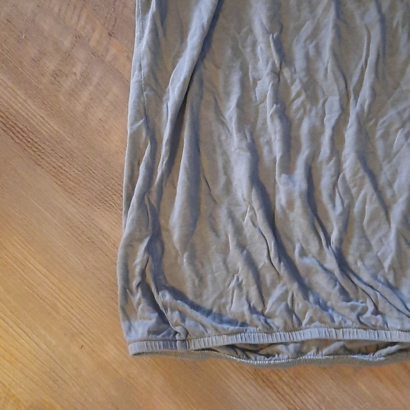 Tee - Picture 5 of 5